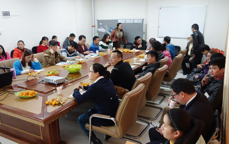 目前天度客戶沙龍已順利舉行4期，我們將一直秉承全公益、凈干貨、不推銷產(chǎn)品的理念，助力天度新老客戶開展網(wǎng)絡營銷和移動互聯(lián)網(wǎng)營銷。
